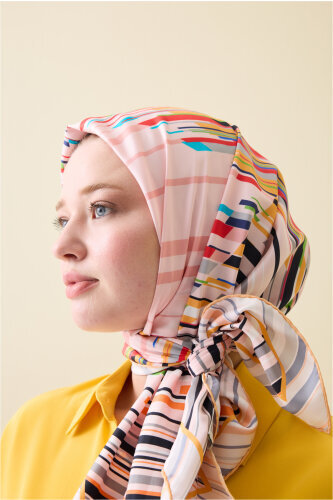 Rainy Noor Pink Silk Scarf - Imannoor (1)
