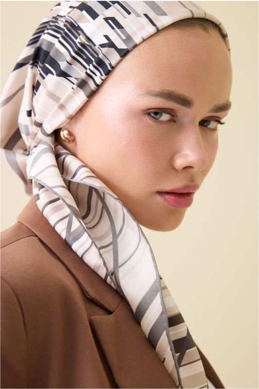 Rainy Noor Stone Silk Scarf - 5
