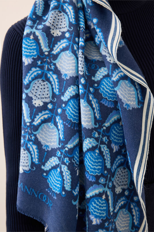 Reverse Tulip Navy Blue Wool Shawl - 3