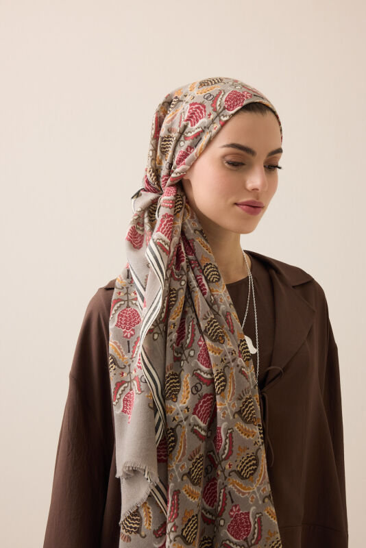 Reverse Tulip Stone Wool Shawl - 1