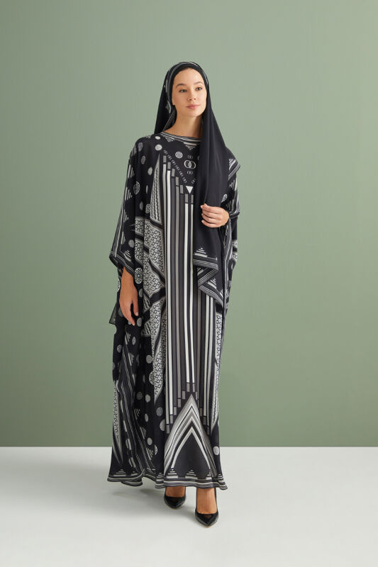 Road of Winds Silk Kaftan Black - 4