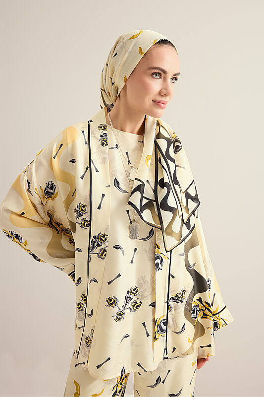 Rose of Faith Yellow Twill Silk Sleeveless Blouse - 1