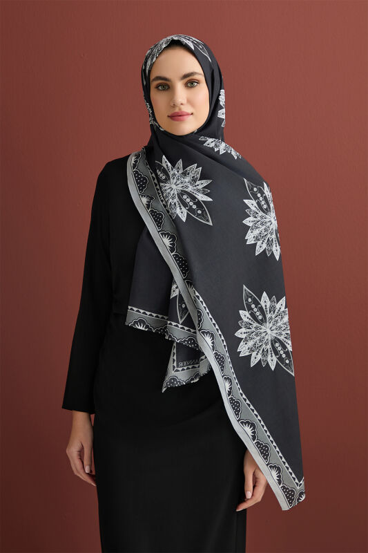 Rosebud Road Flosh Viscose Shawl Black - 6