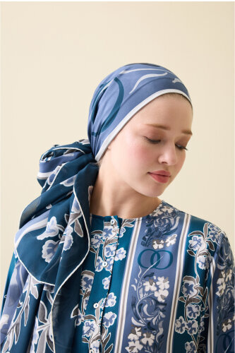Salıncak Lacivert Krep İpek Şal 70x210 - Imannoor (1)