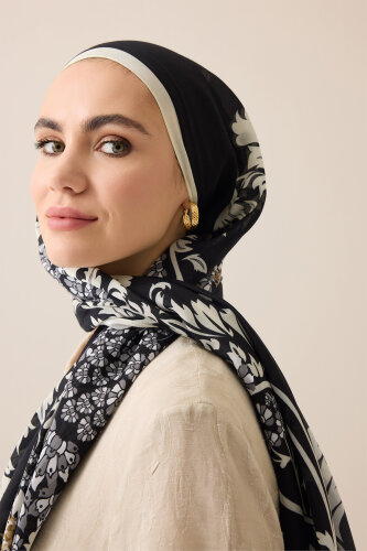 Şark Çiçeği Siyah Floş Pamuk Şal 70x210 - Imannoor