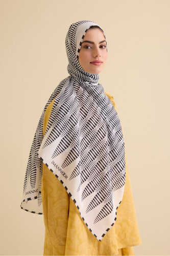Shuttle Black-White Cotton Floss Shawl - Imannoor