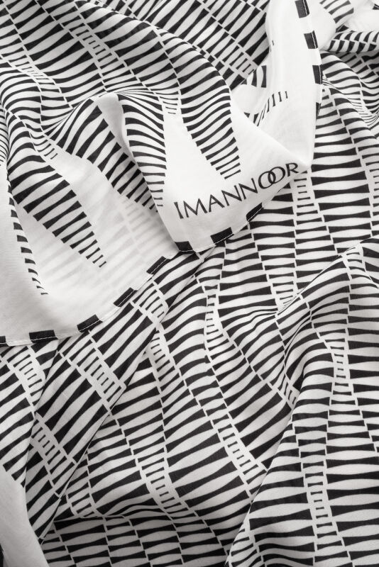 Shuttle Black-White Cotton Floss Shawl - 4