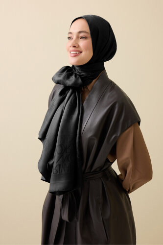 Signature I Black Jacquard Shawl 