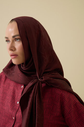 Signature I Burgundy Jacquard Shawl 