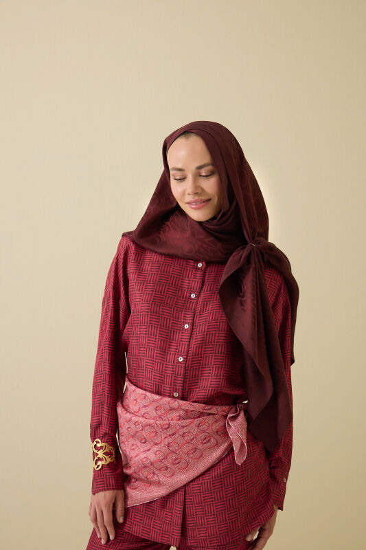 Signature I Burgundy Jacquard Shawl - 5