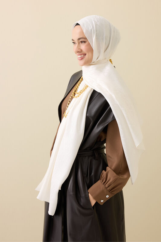 Signature I White Jacquard Shawl - 3