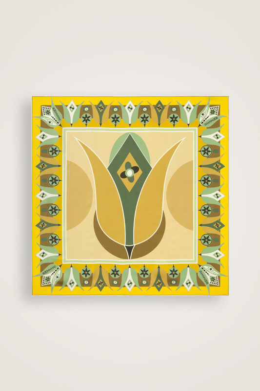 Single Tulip Yellow-Beige Silk Twill Scarf - 2