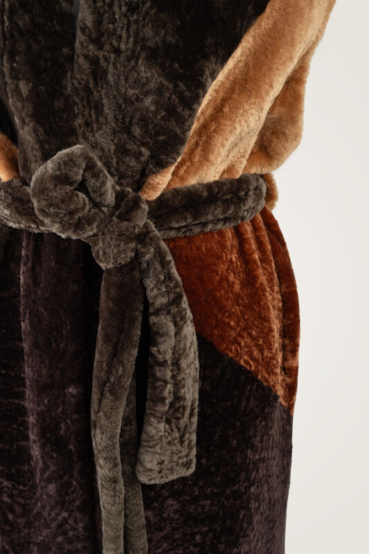 Sleeveless Brown Robe Coat - 2