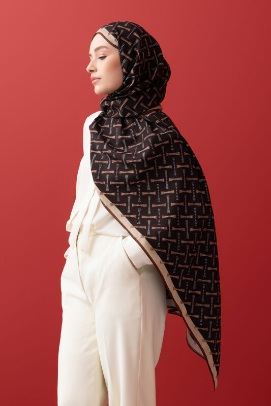 Spotted Logo Flush Viscose Shawl Brown - 1