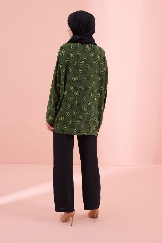 Sprinkled Flower Green Shirred Silk Blouse - 6