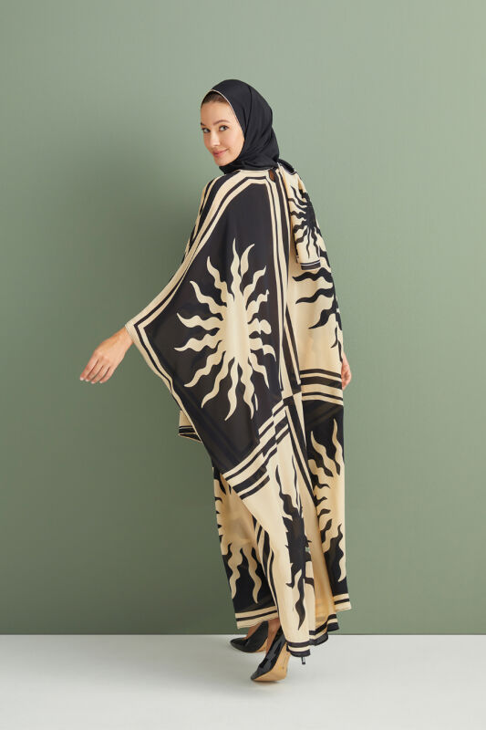 Sun Square Silk Kaftan Black - 2