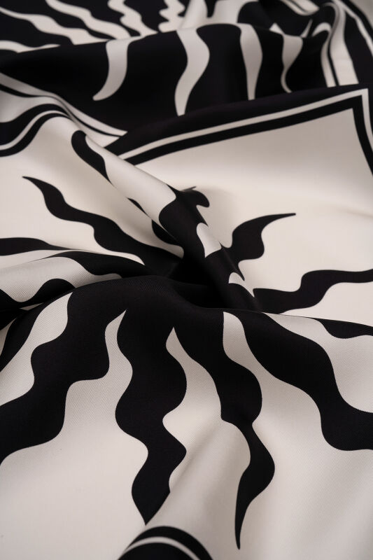 Sun Square Silk Scarf Black - 2