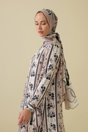 Swing Powder Silk Shawl 