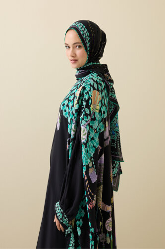 Tassel Noor Black-Green Silk Abaya - 3