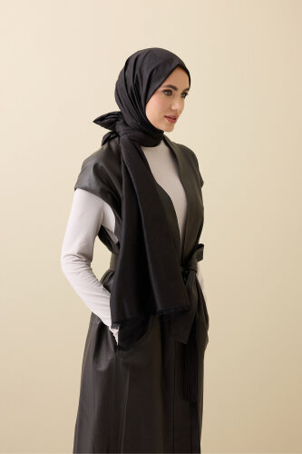 Tassel Noor Black Jacquard Silk Shawl - 5