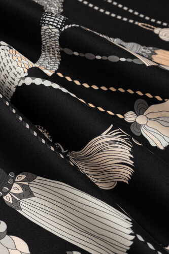 Tassel Noor Black-White Crepe Silk Scarf - 4