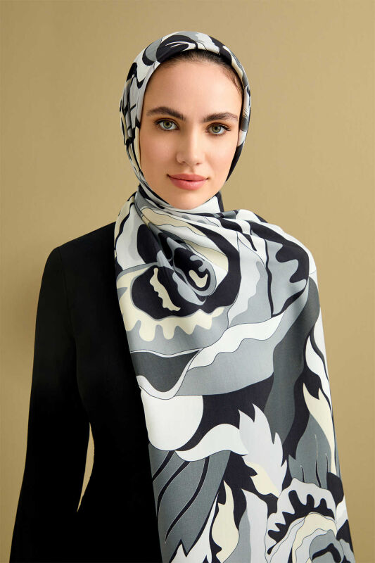 The Name of The Rose is Leyla Flosh Viscose Shawl Black - 3