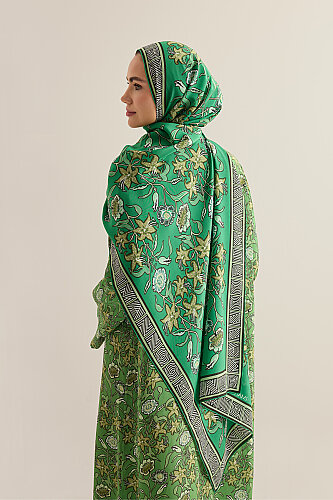 Tiger Blossom Green Crepe Silk Dress Shawl - 3