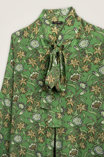 Tiger Blossom Green Neckline Twill Silk Dress - 8