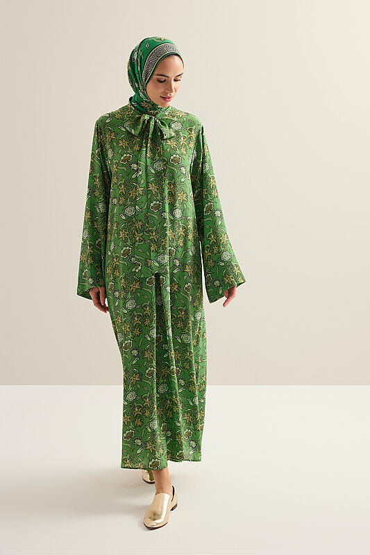 Tiger Blossom Green Neckline Twill Silk Dress - 1