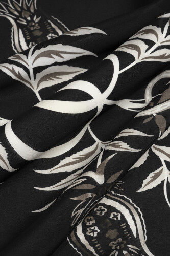 Tulip Era Black Silk Shawl - 2