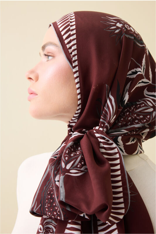 Tulip Era Burgundy Silk Shawl - 5