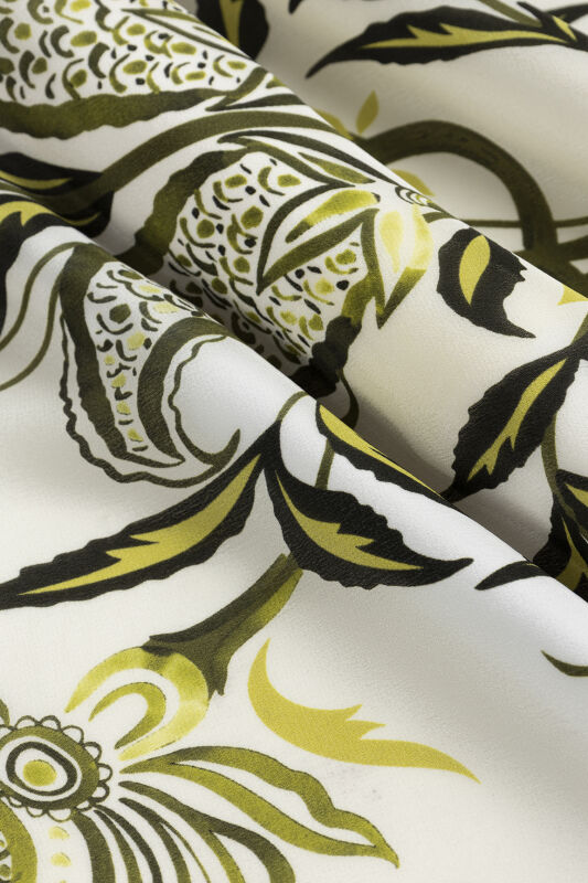 Tulip Era Green Silk Shawl - 4