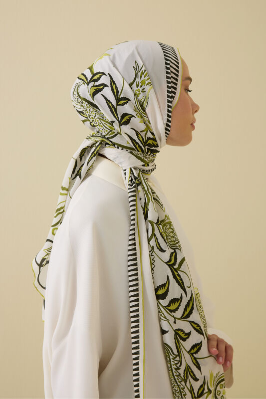 Tulip Era Green Silk Shawl - 1