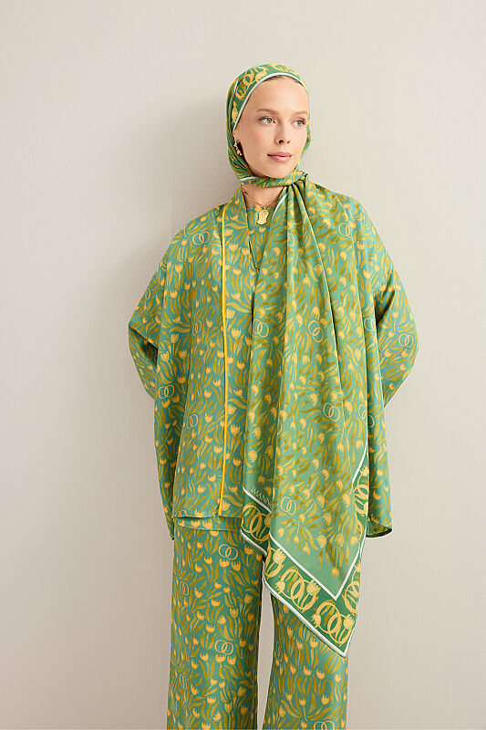 Tulip Field Green Crepe Silk Shirt Scarf - 1