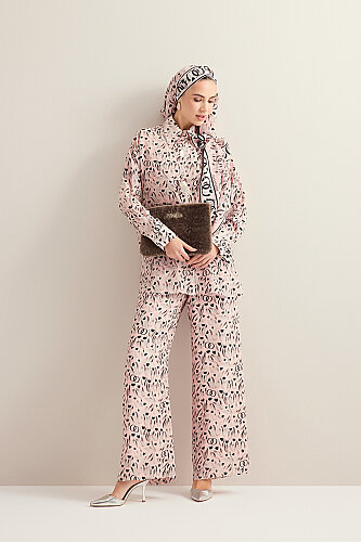 Tulip Field Powder Pink Crepe Silk Trousers - 1