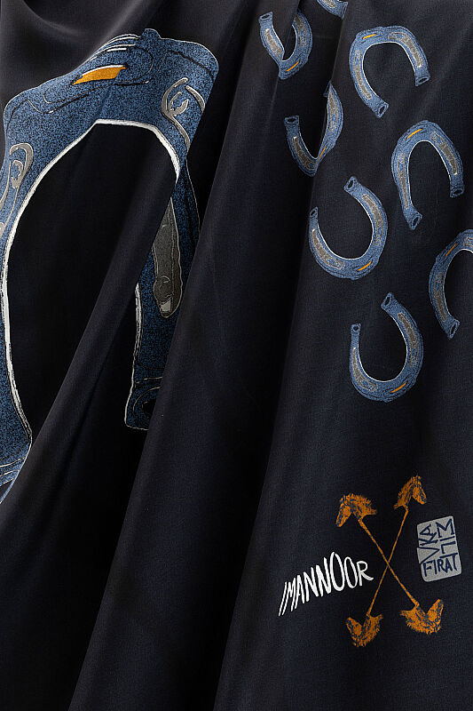 Wind Trace Black Crepe Silk Scarf - 2