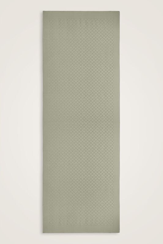 Window Lattice Emerald Green Ramy Jacquard Shawl - 2