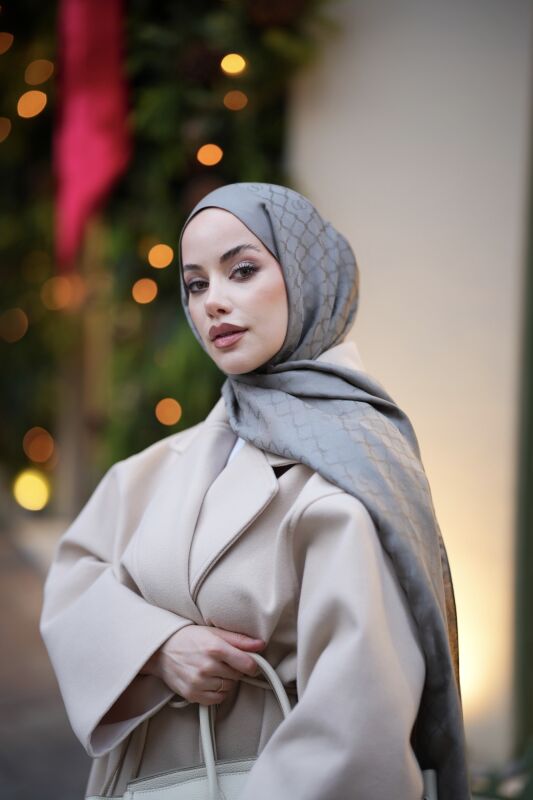 Window Lattice Gray Ramy Jacquard Shawl - 1