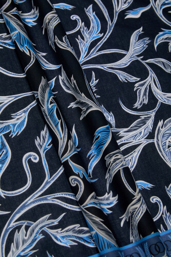 Winged Ivy Flosh Viscose Shawl Navy - 4