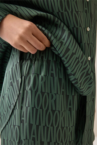 Yazı Desen Yeşil Tivil İpek Pantolon - Imannoor (3)