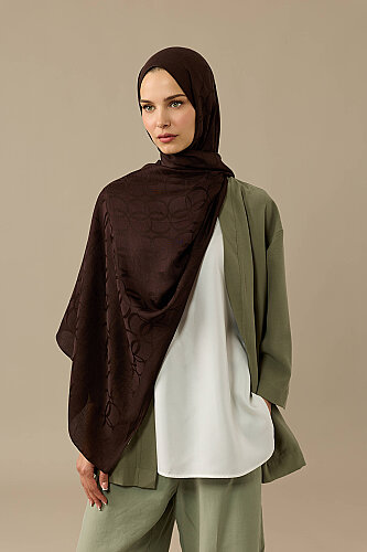Yonca Logo Kahve Naia Jakar İpek Şal 70x210 - Imannoor (3)